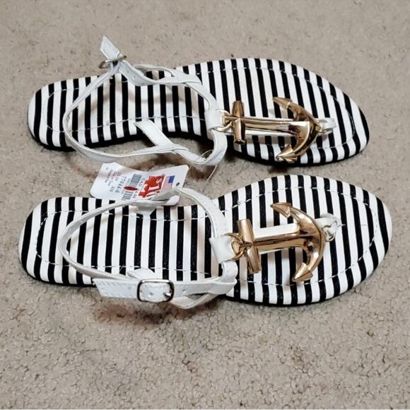 Claire's Shoes - Striped Sandals‎ anchor